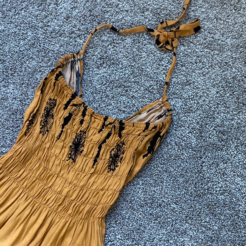 Mustard Floral Smocked Maxi Dress with V-Neck - Picture 6 of 9